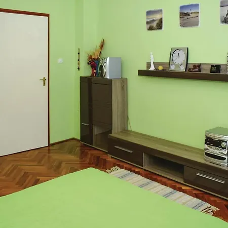 度假居 Holiday Koroshegy 04 Balatonföldvár